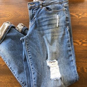 Crop ripped ankle jeans size 7